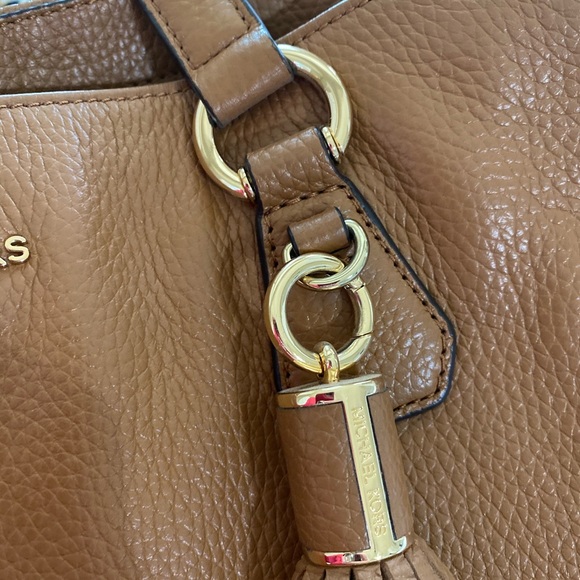 Michael Kors Tan Bedford Laptop Tote w/ Tassel - Picture 2 of 8